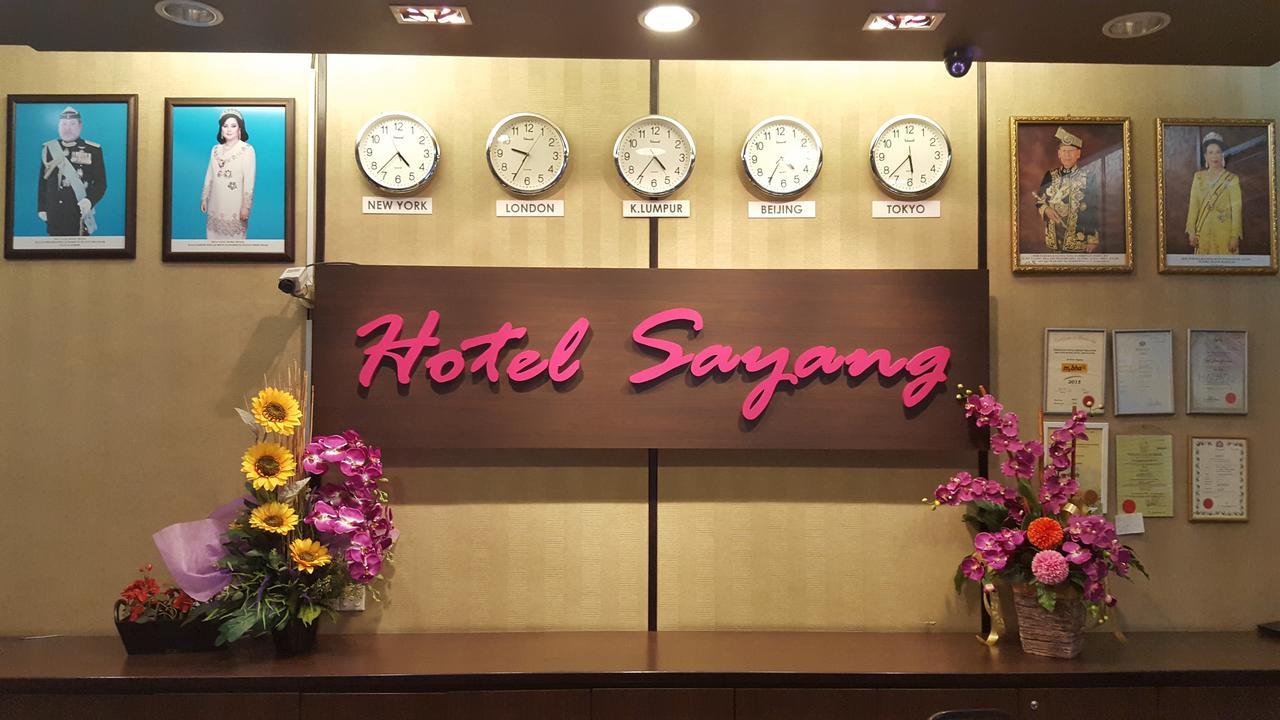 Sayang Hotel Кулай Екстериор снимка